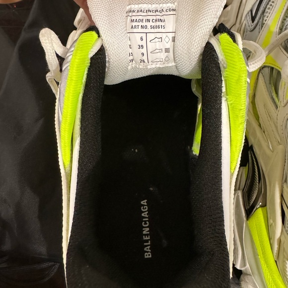 Balenciaga track 2 in green colour. Female size 39/ US 9 - Picture 6 of 7